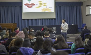 Personeros del INE dictan charlas en Universidad Adventista