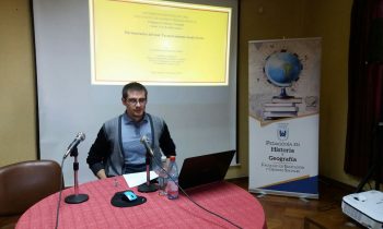 Carrera de Pedagogía en Historia y Geografía inicia Ateneo en Biblioteca Municipal de Chillán
