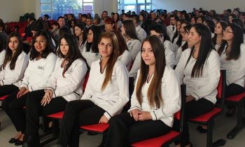 Carrera de Psicología Realizó Investidura 2016