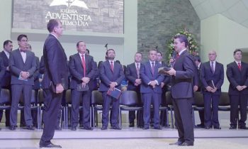 Docente de la Facultad de Teología es Ordenado al Ministerio