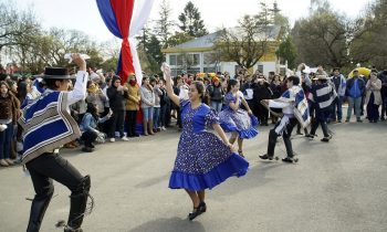 Estudiantes de la UnACh Celebran Fiestas Patrias