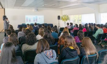 Director de APLICAE dictó Conferencias en la UnACh