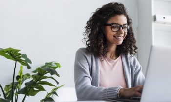 Profesores de la UNACH participan en seminario sobre Buenas Prácticas Docentes en Virtualidad