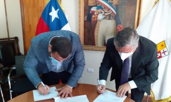FIRMAN CONVENIO DE PRÁCTICAS UNACH – ILUSTRE MUNICIPALIDAD DE BULNES