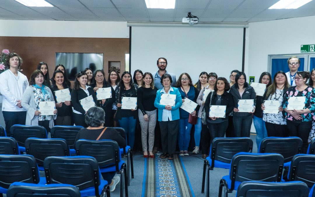Ceremonia de Certificación a Mujeres Jefas de Hogar