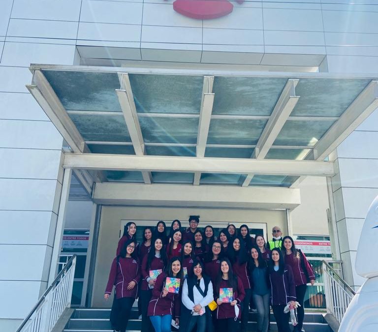 Estudiantes de 2do y 4to año de Pedagogía en Educación Diferencial visitan Centro Teletón de la ciudad de Concepción