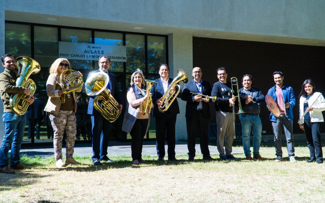 Importante donación al Instituto de Música
