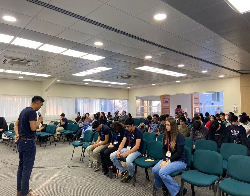 Estudiantes de Ingeniería Comercial de la Unach participaron de su primer retiro espiritual 2023
