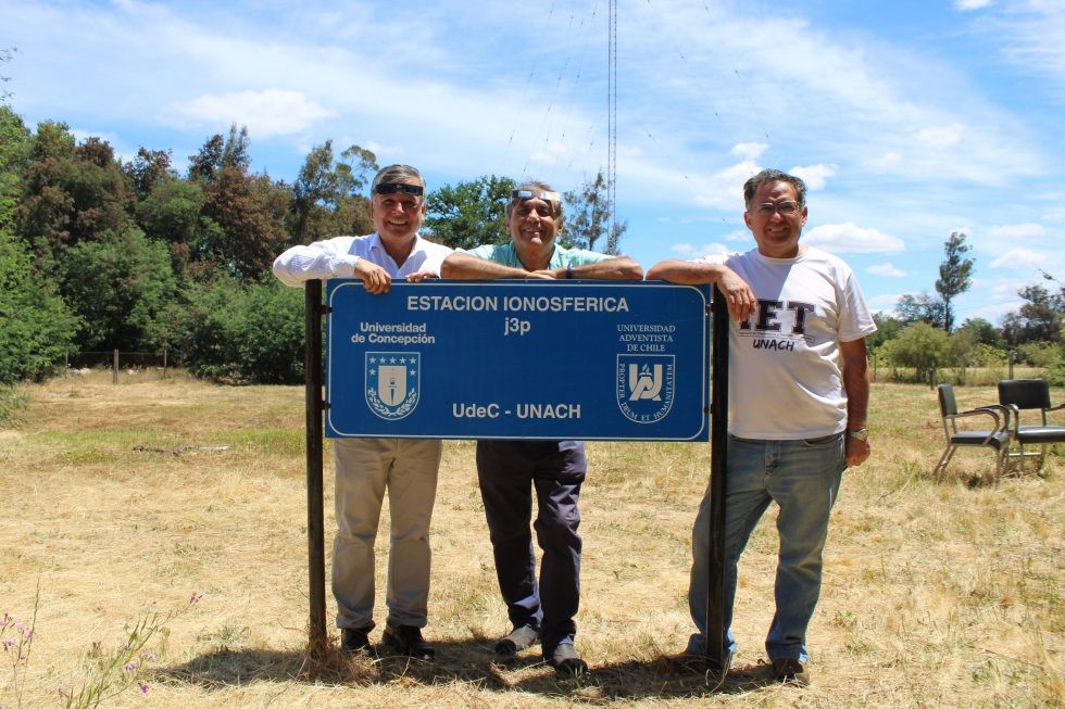 UNACH participa en mediciones durante eclipse solar