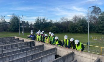 Ingeniería Civil industrial visita a planta de tratamiento de agua potable ESSBIO