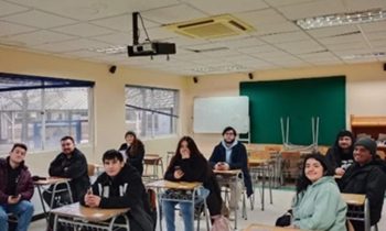 Estudiantes de Pedagogía en Inglés de la UNACH rindieron el examen TKT en el Colegio Inglés Talca