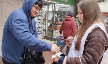 Estudiantes de Pedagogía en Educación Diferencial de la UNACH se unen a la Colecta Anual de COANIL