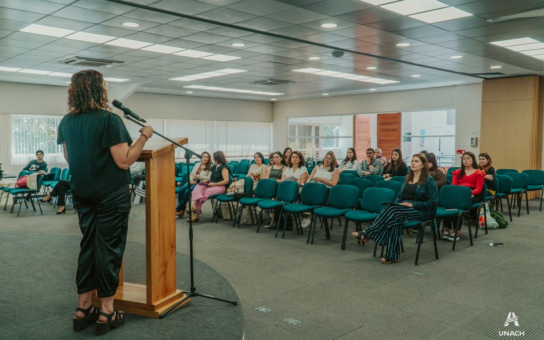 Jornada de Meteorología Interdisciplinaria reúne a educadores en la Universidad Adventista de Chile