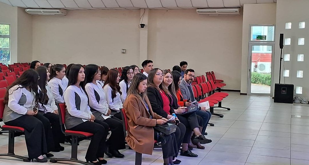 Ceremonia de Investidura: Un Hito en la Formación de los Futuros Trabajadores Sociales 