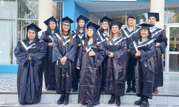 Primera generación online de Licenciatura en Trabajo Social de la UNACH se gradúa en emotiva ceremonia presencial
