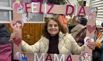 Celebración del Día de la Madre: CIAS de Trabajo Social UNACH lleva alegría a adultos mayores y comunidad