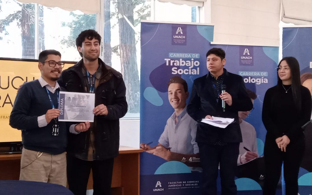 FACIJS inaugura su IV Semana de Investigación y precongreso con un Café Científico lleno de diálogo y reconocimientos