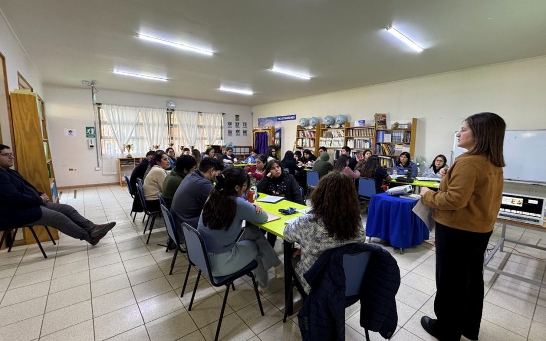UNACH fortalece vínculos con la comunidad educativa a través de capacitación a profesores jefes en Colegio Adventista de Copiapó