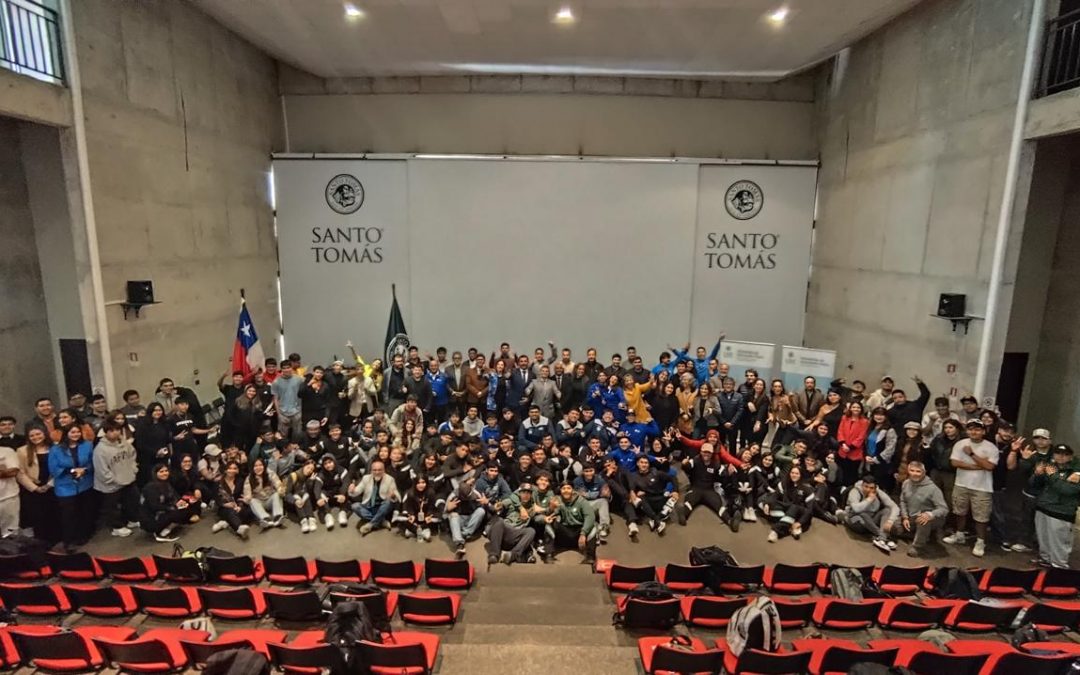 Académicos de la UNACH participan en el CANEF reforzando el vínculo entre educación física y vida saludable