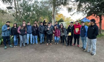 Estudiantes de Agronomía UNACH viven experiencia práctica en CET Yumbel: Aprendizaje sustentable en acción