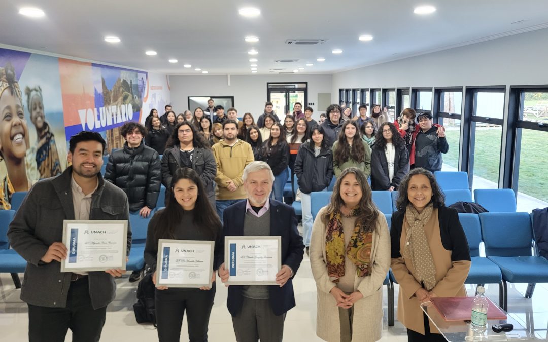 III Jornada de Profesiones Farmacéuticas reúne a expertos y fortalece la formación de futuros profesionales
