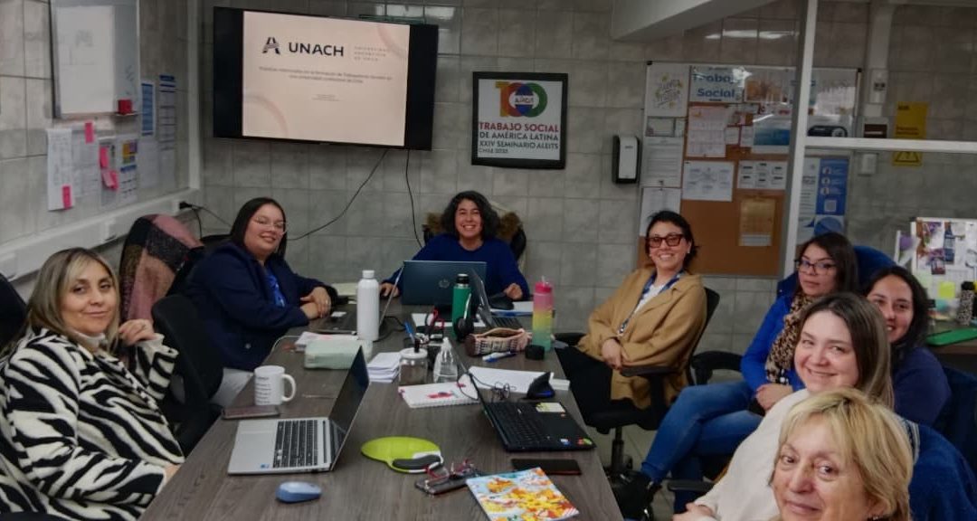 Consejo de carrera de Trabajo Social analiza estudio formativo para mejorar la preparación académica de futuros profesionales