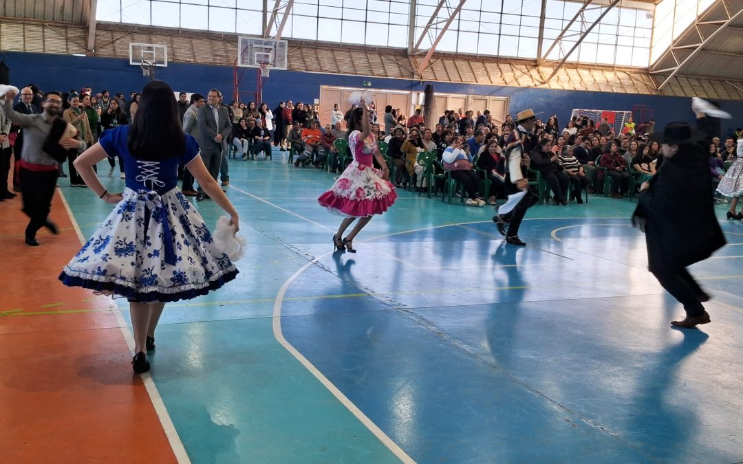 ¡Viva Chile! Comunidad Universitaria Vivió una Jornada de Celebración y Folclore