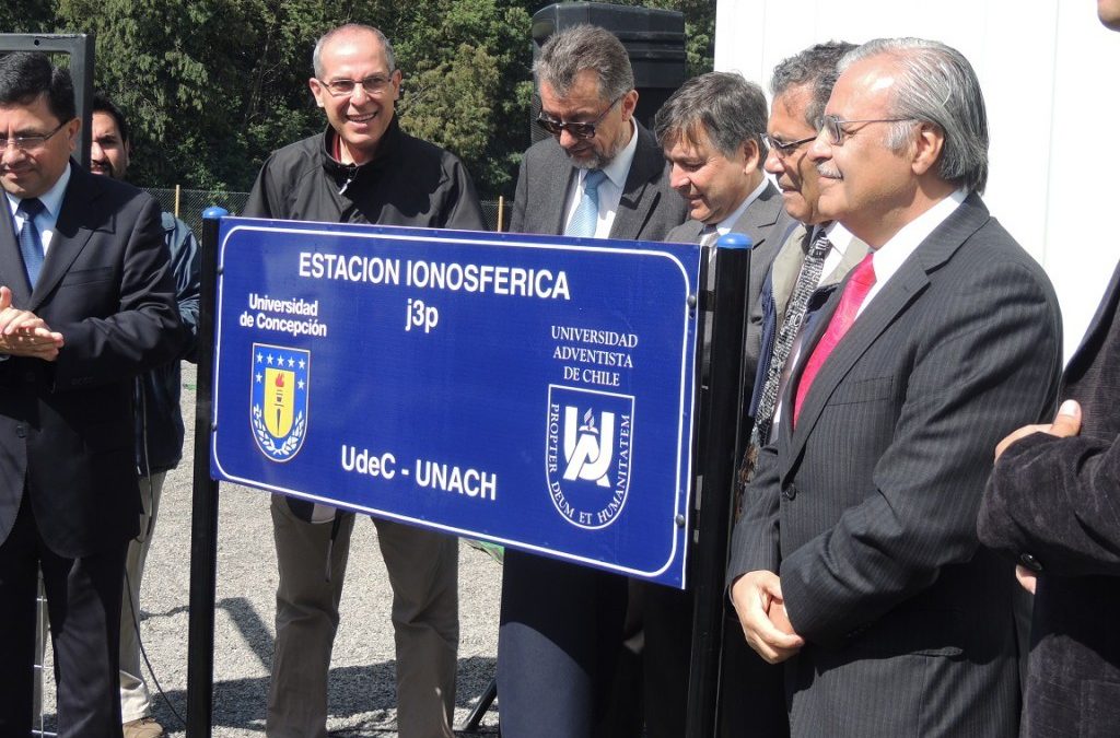 El centenario del descubrimiento de la ionósfera y la UNACH