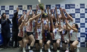 El voleibol escolar adventista une y vibra en un nacional lleno de energía