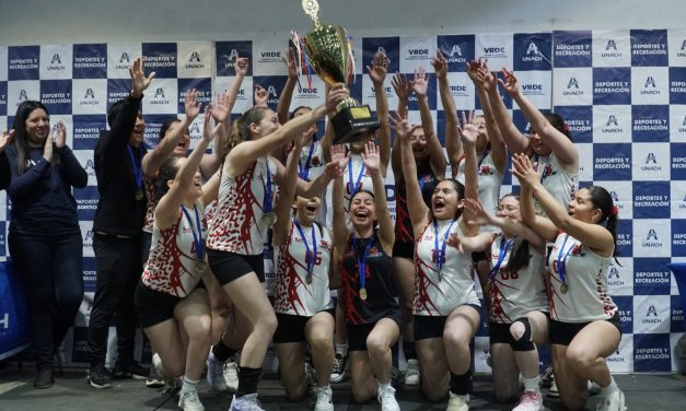 El voleibol escolar adventista une y vibra en un nacional lleno de energía