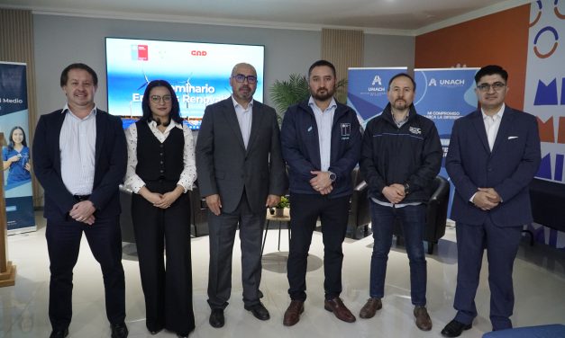 Seminario de Energías Renovables reunió a expertos en la Universidad Adventista de Chile