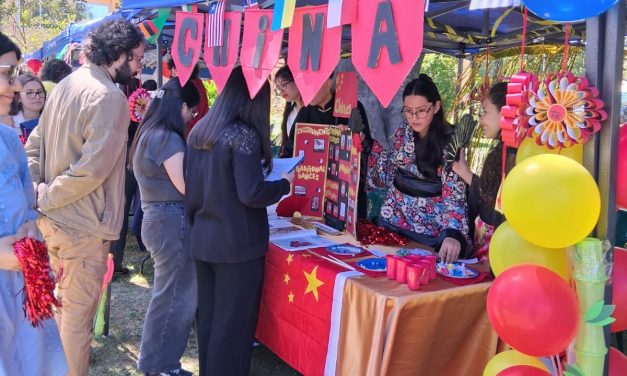 International English Fair 2025: Un viaje lingüístico y cultural en la Universidad Adventista de Chile