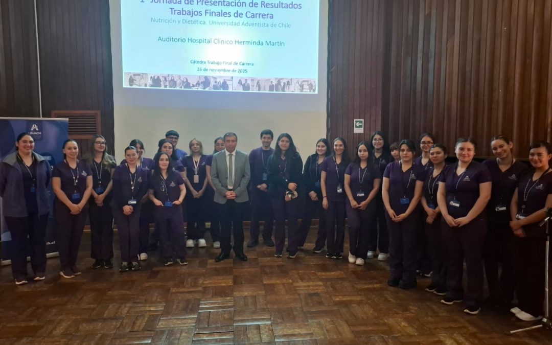 Primera Jornada de Presentación de Resultados de TFC de Nutrición y Dietética reunió a 100 asistentes en el Auditorio del Hospital Clínico Herminda Martín