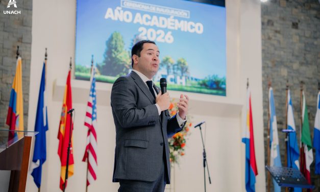 Universidad Adventista de Chile inaugura año académico 2026 con clase magistral del Delegado Presidencial de Ñuble