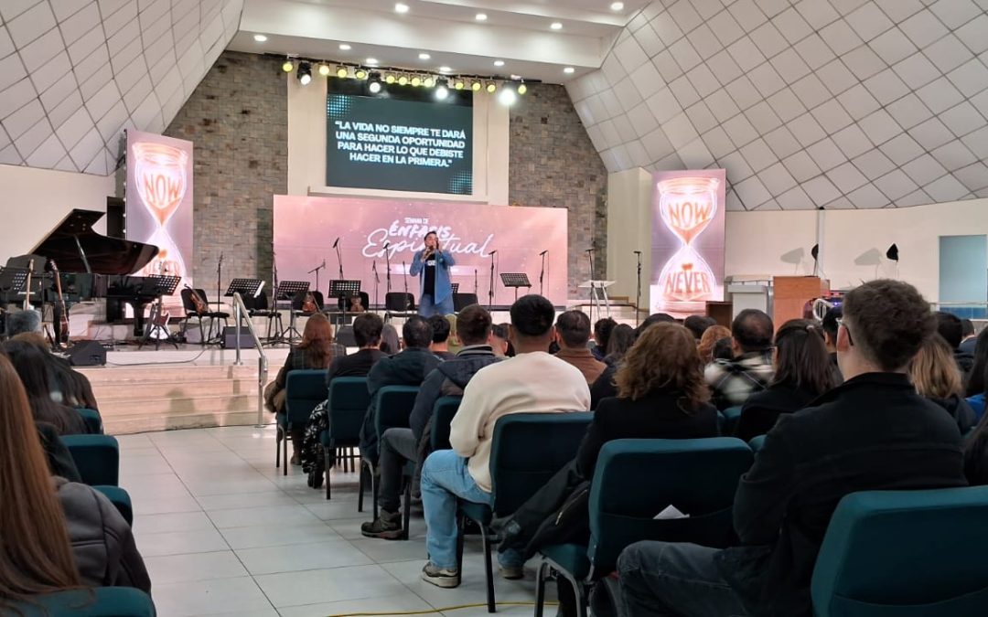 Comunidad Universitaria: El Corazón de la Semana de Énfasis Espiritual «Now or Never»