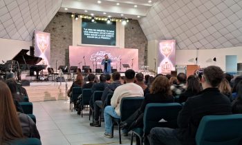 Comunidad Universitaria: El Corazón de la Semana de Énfasis Espiritual «Now or Never»