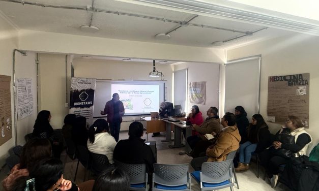 Aprendizaje bidireccional: Estudiantes de Psicología y usuarios de APROES derriban mitos sobre la esquizofrenia 