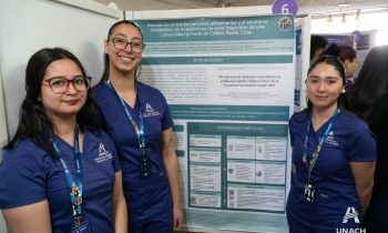 Cuarta Jornada de Pósteres Científicos: Estudiantes de la UNACH fortalecen sus competencias investigativas en un escenario de primer nivel